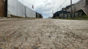 Trabajo t&eacute;cnico en terreno busca avanzar en proyectos de pavimentaci&oacute;n para distintos sectores de San Antonio