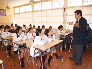 Programa San Antonio buena onda trabaja en las escuelas de la comuna