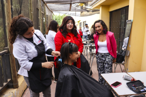 Con gran concurrencia de vecinos y vecinas  se realizó operativo barrial en el CDC Llolleo