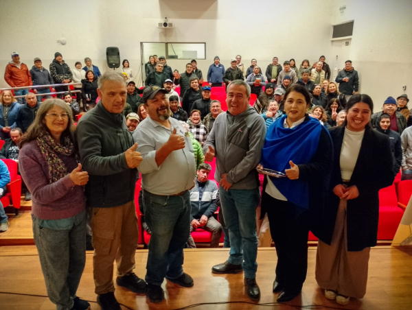 Octava Jornada Ap&iacute;cola consolida a San Antonio como punto de encuentro del rubro