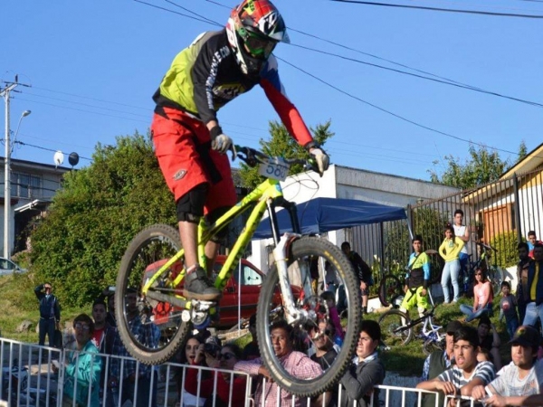 Todo el deporte extremo se vivió en tercera versión de San Antonio Cerro Abajo