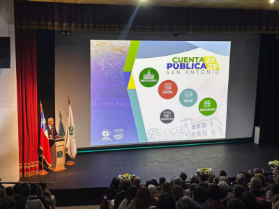 Alcalde de San Antonio rinde Cuenta Pública de la gestión municipal 2025   