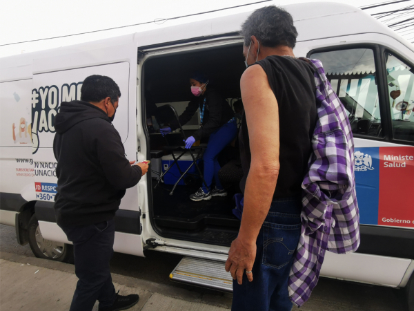 Esta semana se retomó la vacunación a los adolescentes