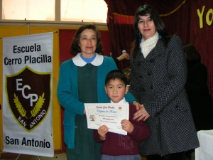 Con orgullo la comunidad de la Escuela de Placilla realizó ceremonia “Yo Leo”