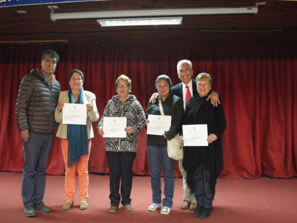 Municipio de San Antonio capacita a Emprendedores de la Comuna Puerto