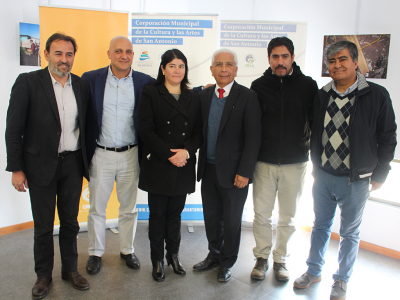 Municipalidad de San Antonio y STI renuevan convenio dirigido a fortalecer la educaci&oacute;n