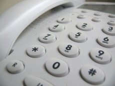 Habilitan l&iacute;neas telef&oacute;nicas para atenci&oacute;n de adultos mayores