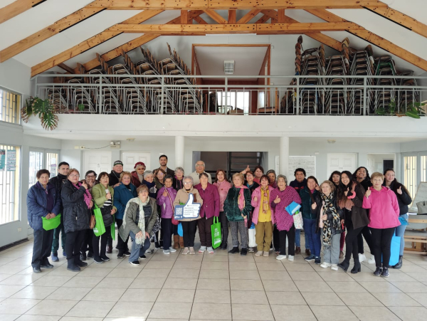 Municipalidad de San Antonio realiza campa&ntilde;a en el mes del Buen Trato a las Personas Mayores