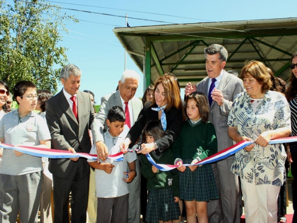 Escuela Pedro Viveros inauguro 2 proyectos de reconstrucci&oacute;n y mejoras en infraestructura.