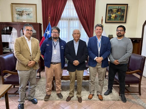 Seremis de Econom&iacute;a y Miner&iacute;a estrechan v&iacute;nculos con la Municipalidad de San Antonio para promover la innovaci&oacute;n